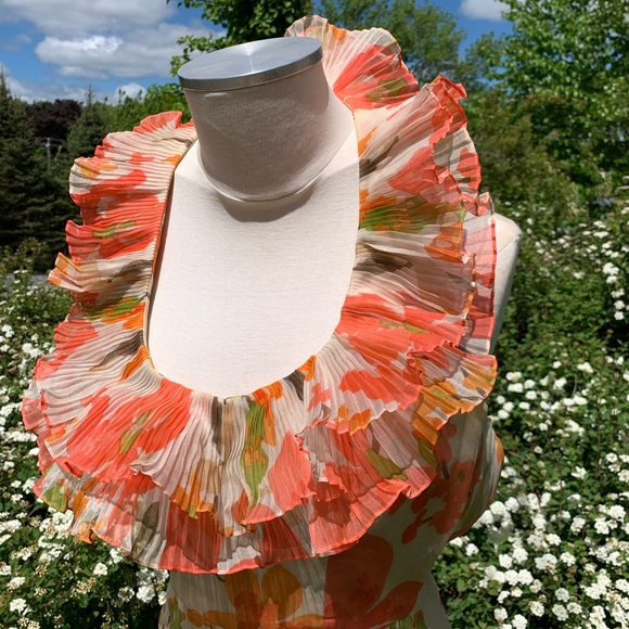 📌 1970s Ruffled Pierre Cardin Dress - Picture 3 of 5